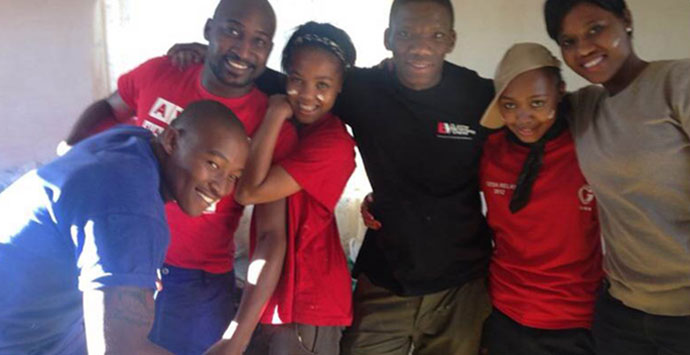 The_volunteers_690x355